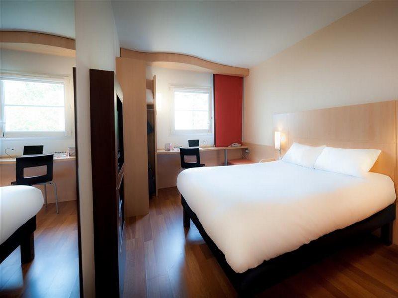 Ibis Nantes Treillieres Hotel Exterior photo