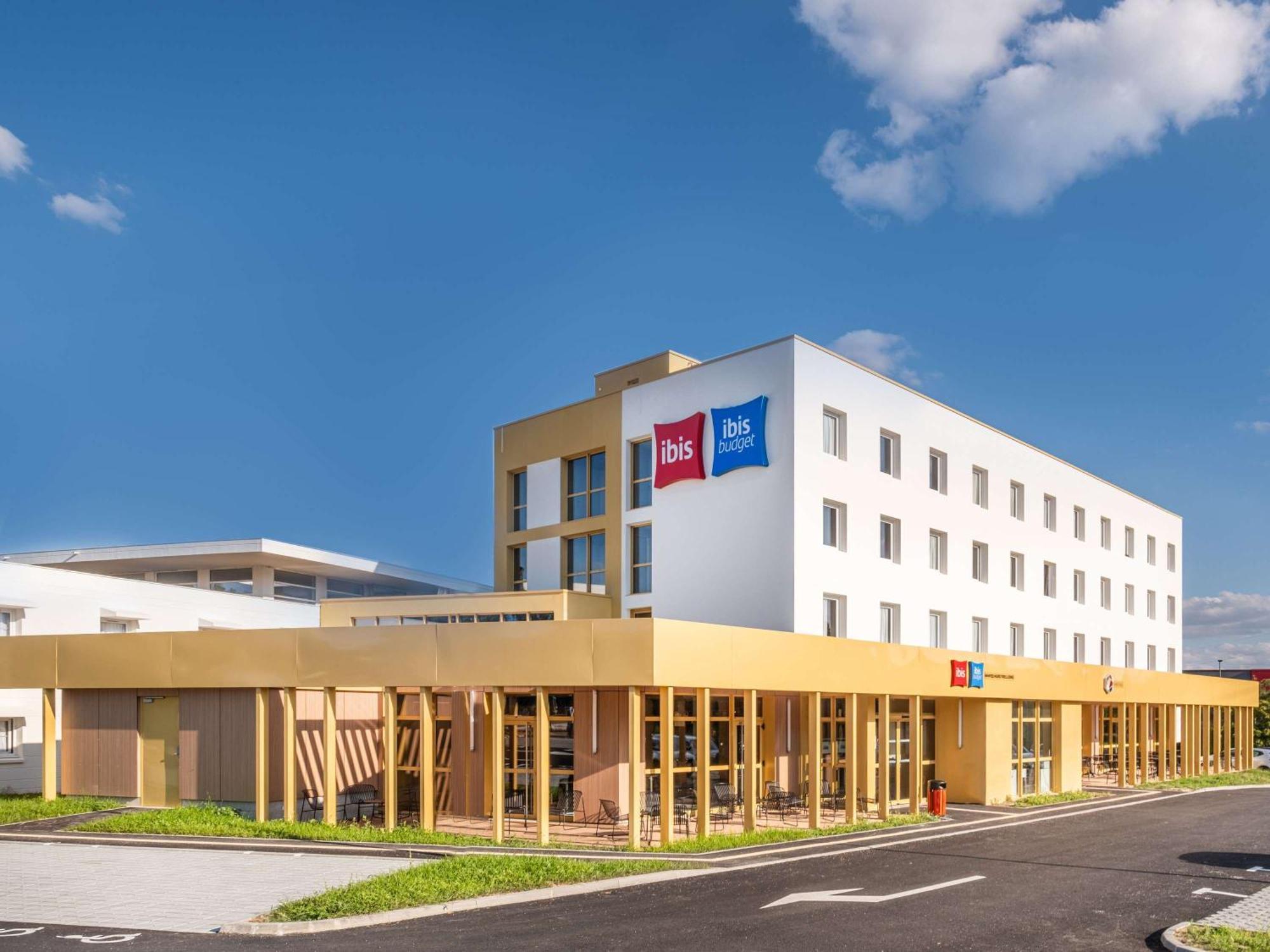 Ibis Nantes Treillieres Hotel Exterior photo