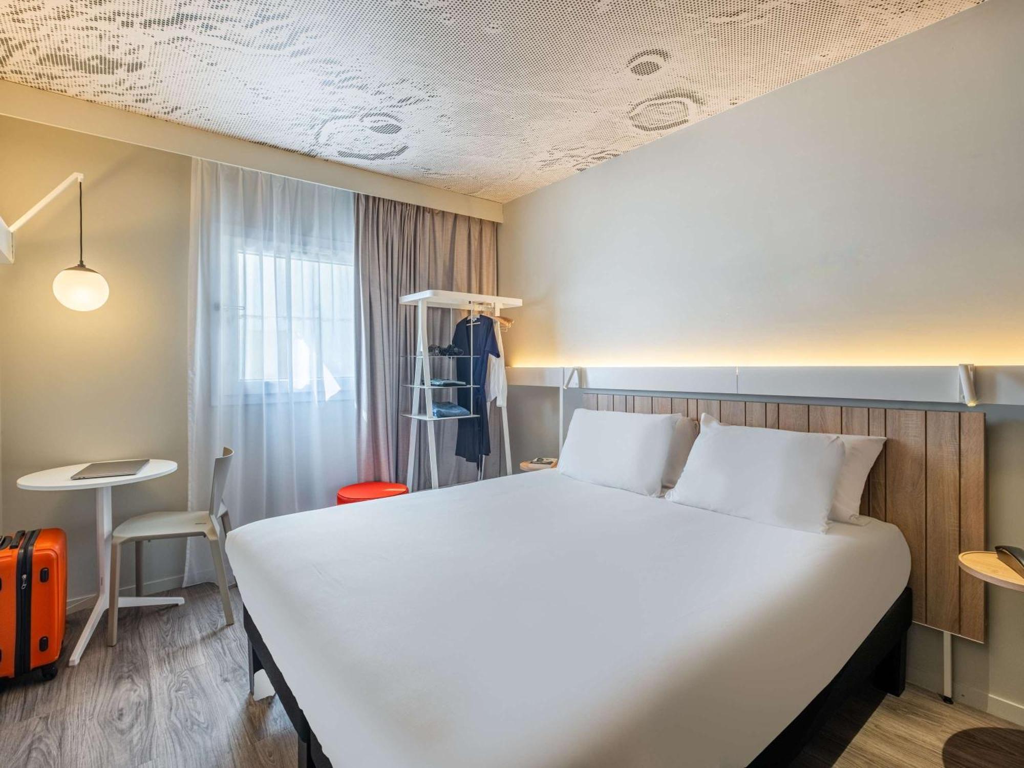 Ibis Nantes Treillieres Hotel Exterior photo