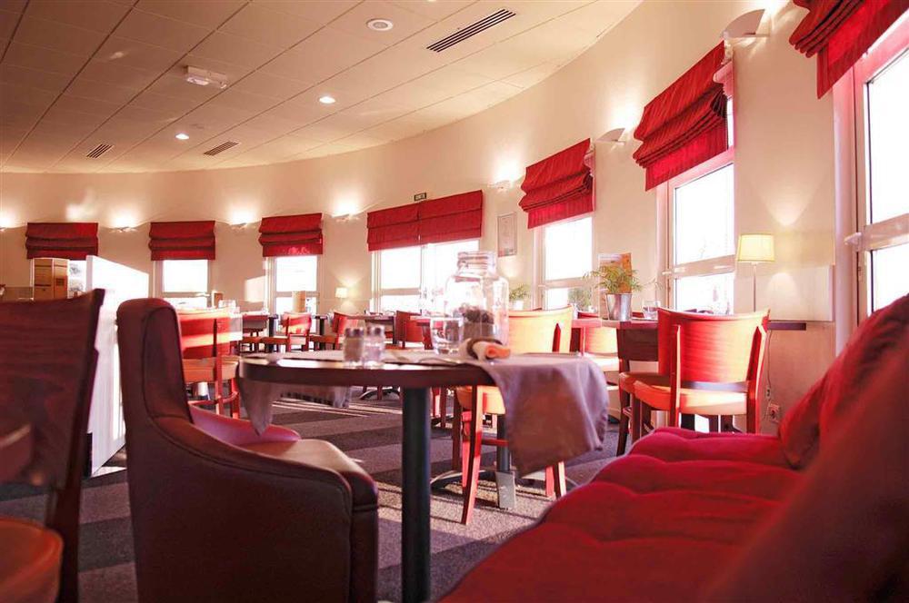 Ibis Nantes Treillieres Hotel Restaurant photo