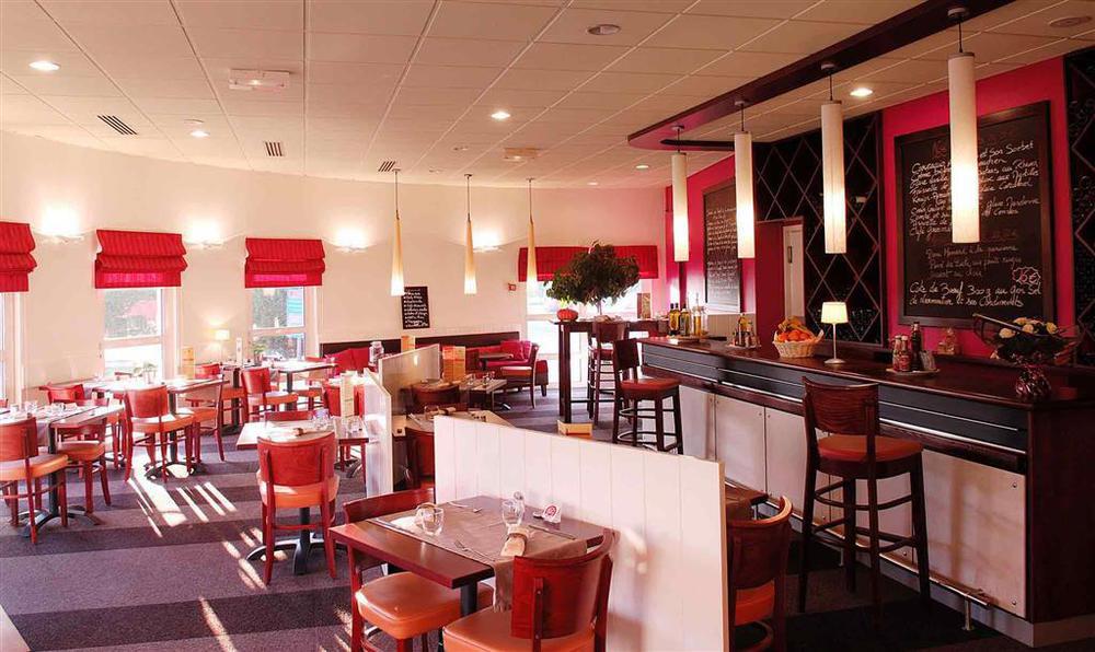 Ibis Nantes Treillieres Hotel Restaurant photo